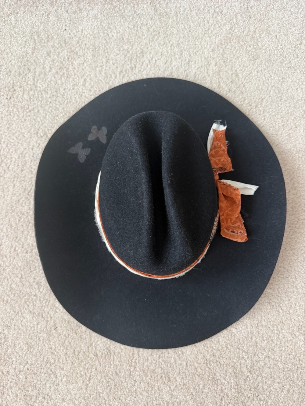 Black Western Felt Cowboy Hat with Brown & Cream Band - Picture 2 of 7